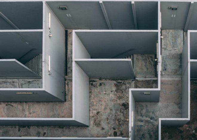 Ciche schody w domu: jak wyciszyć skrzypienie i dudnienie krok po kroku