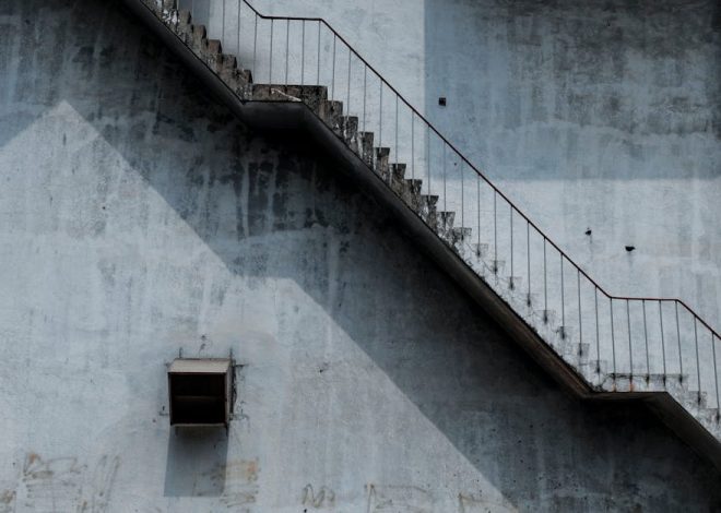 Hałas od windy w bloku: jak realnie go ograniczyć w mieszkaniu i z pomocą wspólnoty