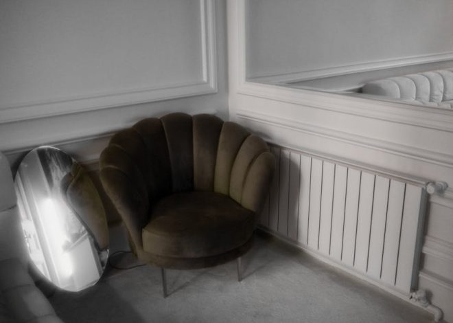 Akustyczne listwy przypodłogowe i szczeliny przy podłodze: jak uszczelnić te 2 cm, które psują ciszę