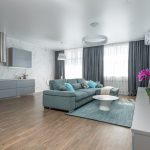 Podkład pod panele a cisza: jak wybrać i ułożyć, żeby naprawdę tłumił